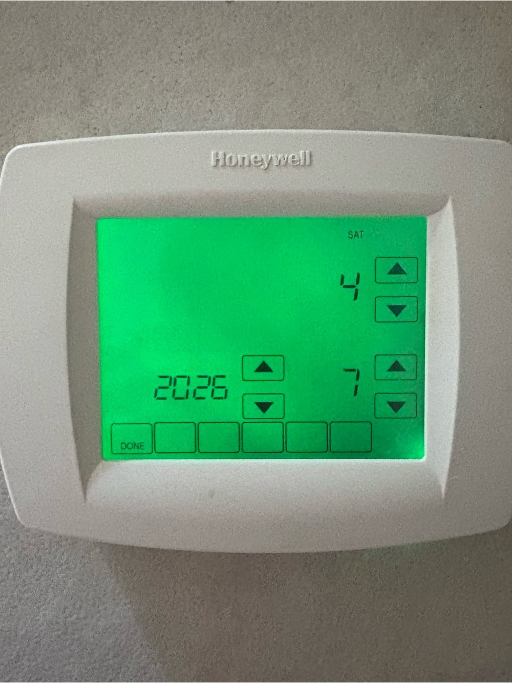Honeywell Vision Pro 8000 7-Day TH8110U1003 Programmable Digital Thermostat
